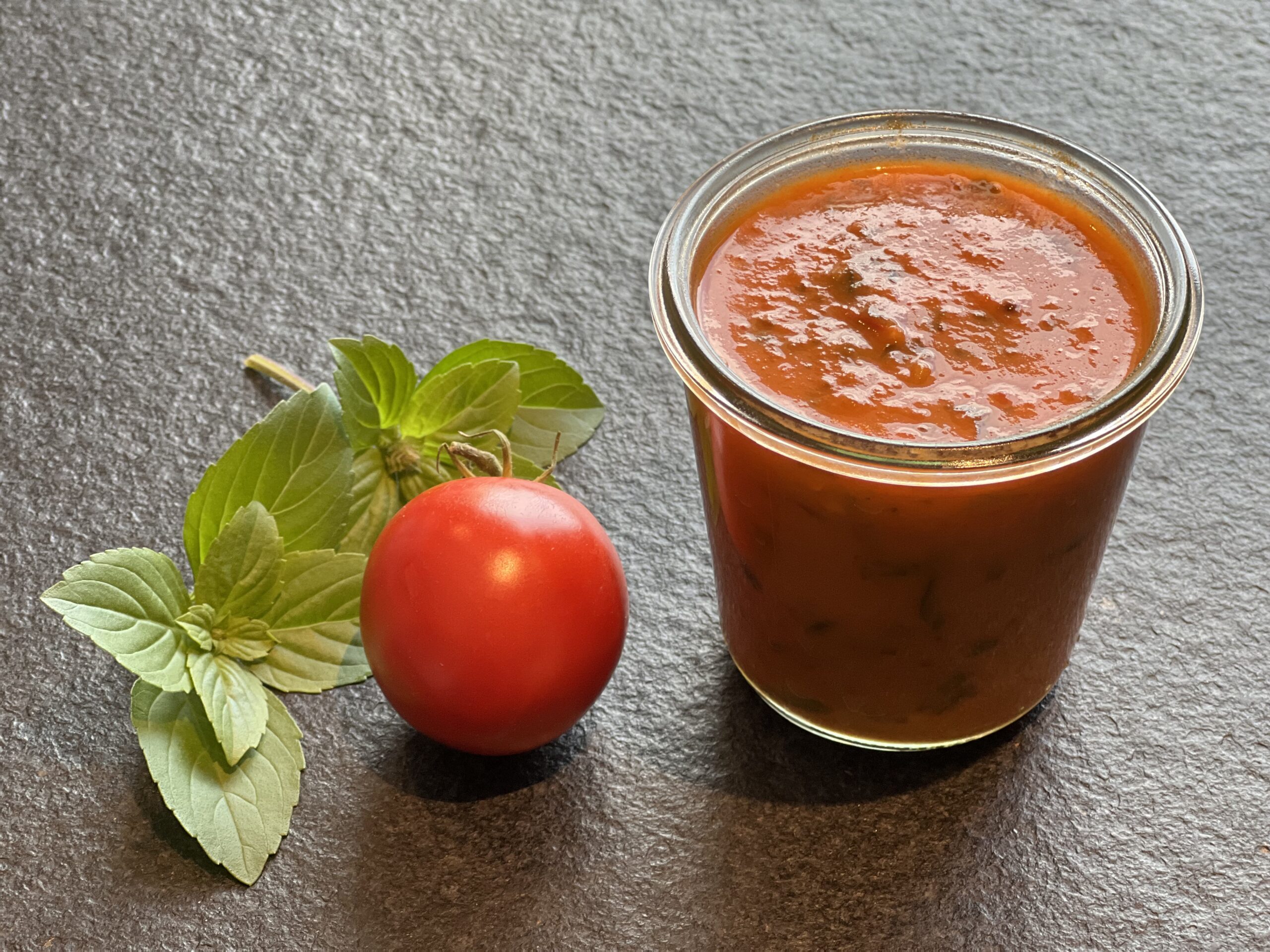 Tomaten-Basilikumfladen Rezepte zum downloaden
