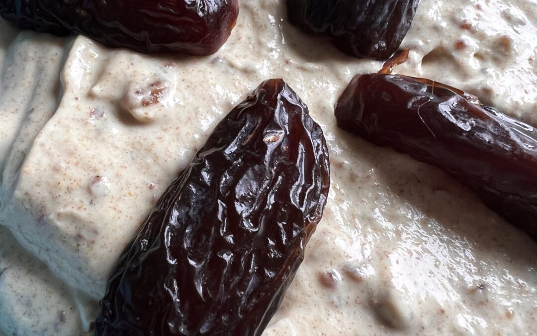 Frühlingsenergie auf dem Esstisch genießen