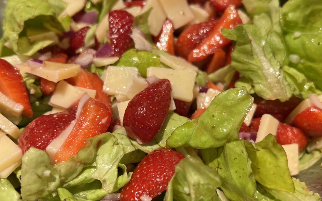 339_Salat mit Erdbeeren & Parmesan